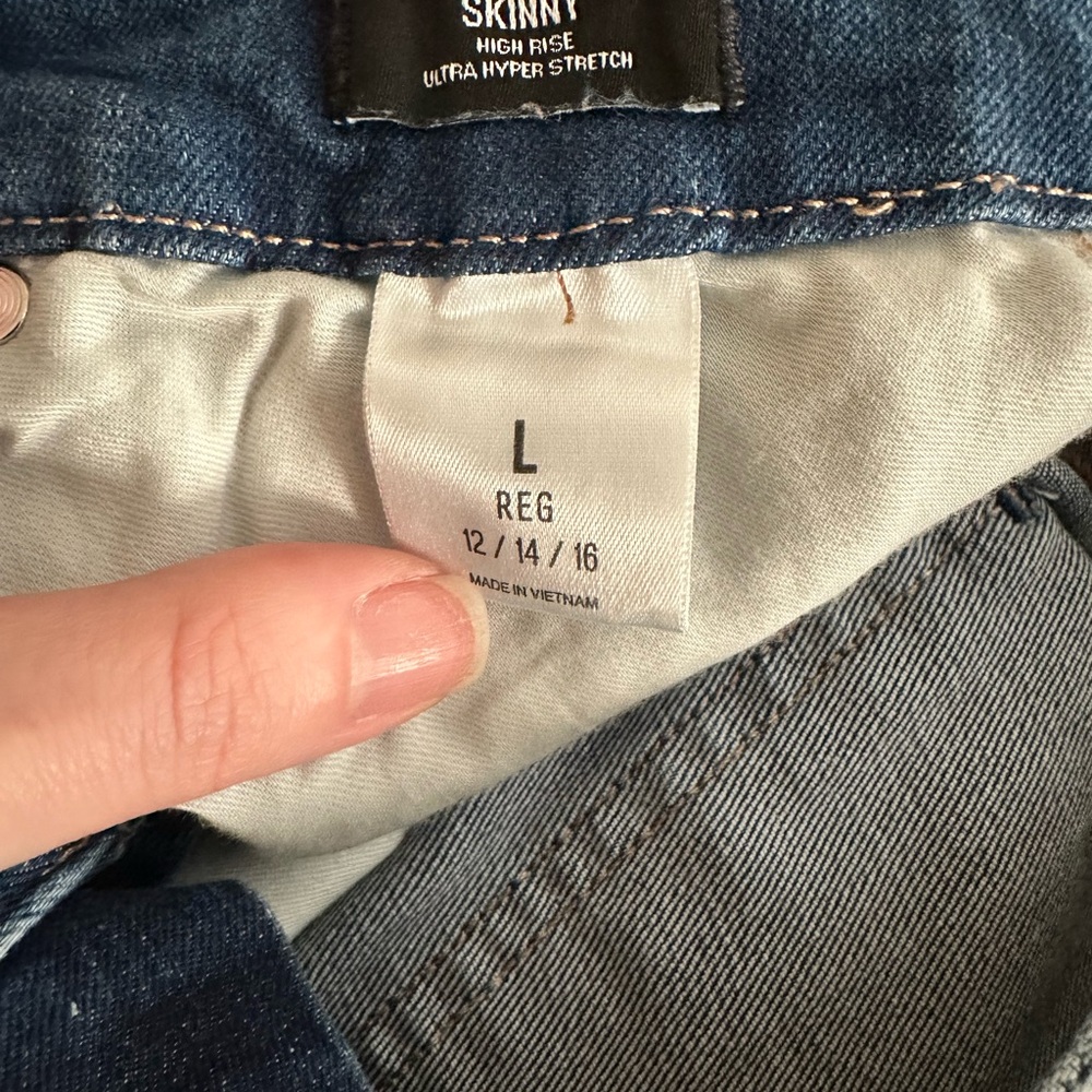 Express High Rise Skinny Jeans - Picture 3 of 3